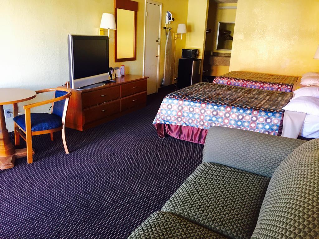Travelodge By Wyndham New Braunfels Ngoại thất bức ảnh