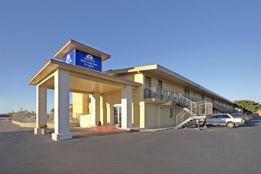 Travelodge By Wyndham New Braunfels Ngoại thất bức ảnh